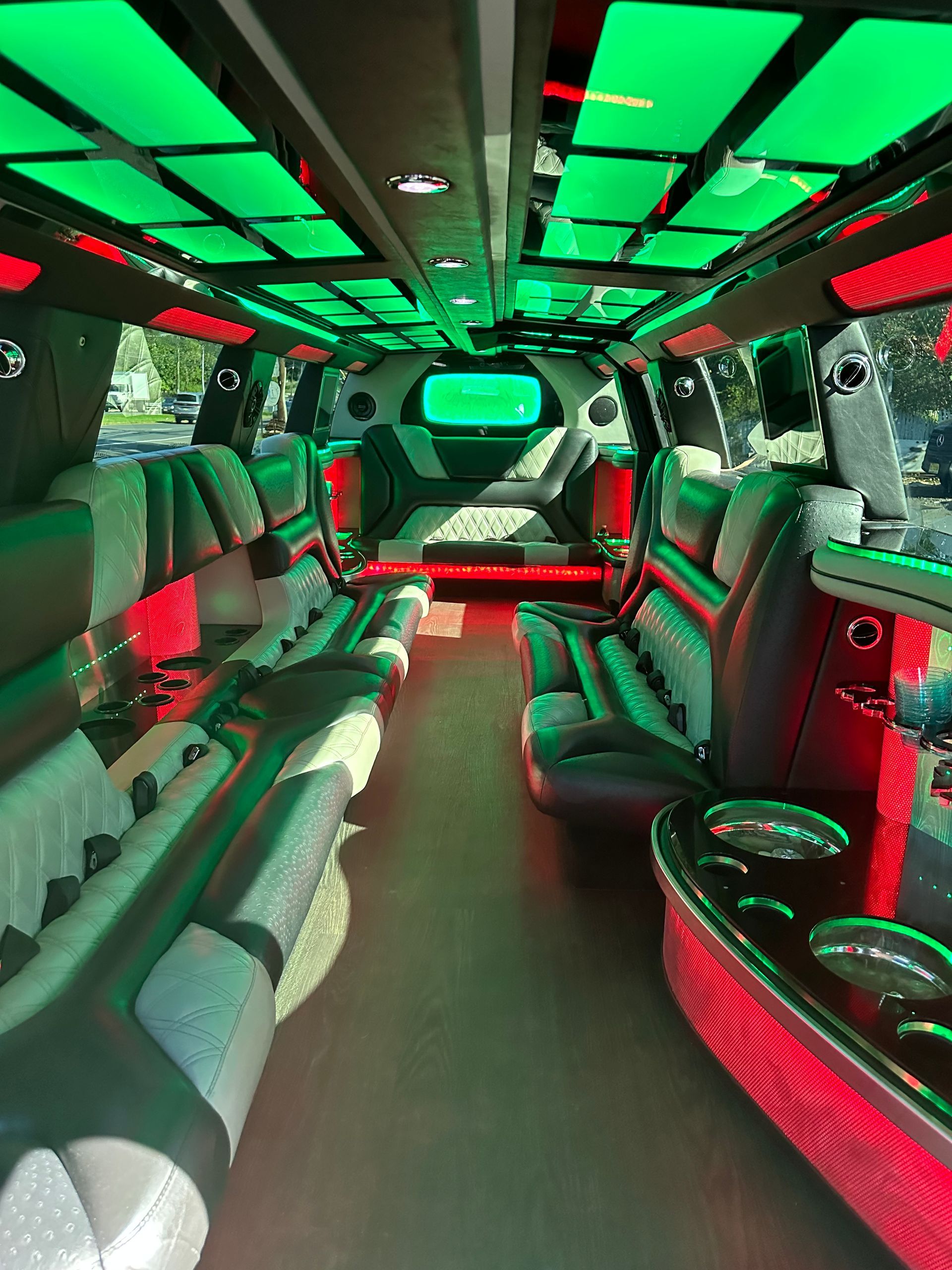 Cadillac Escalade - RPD Limo