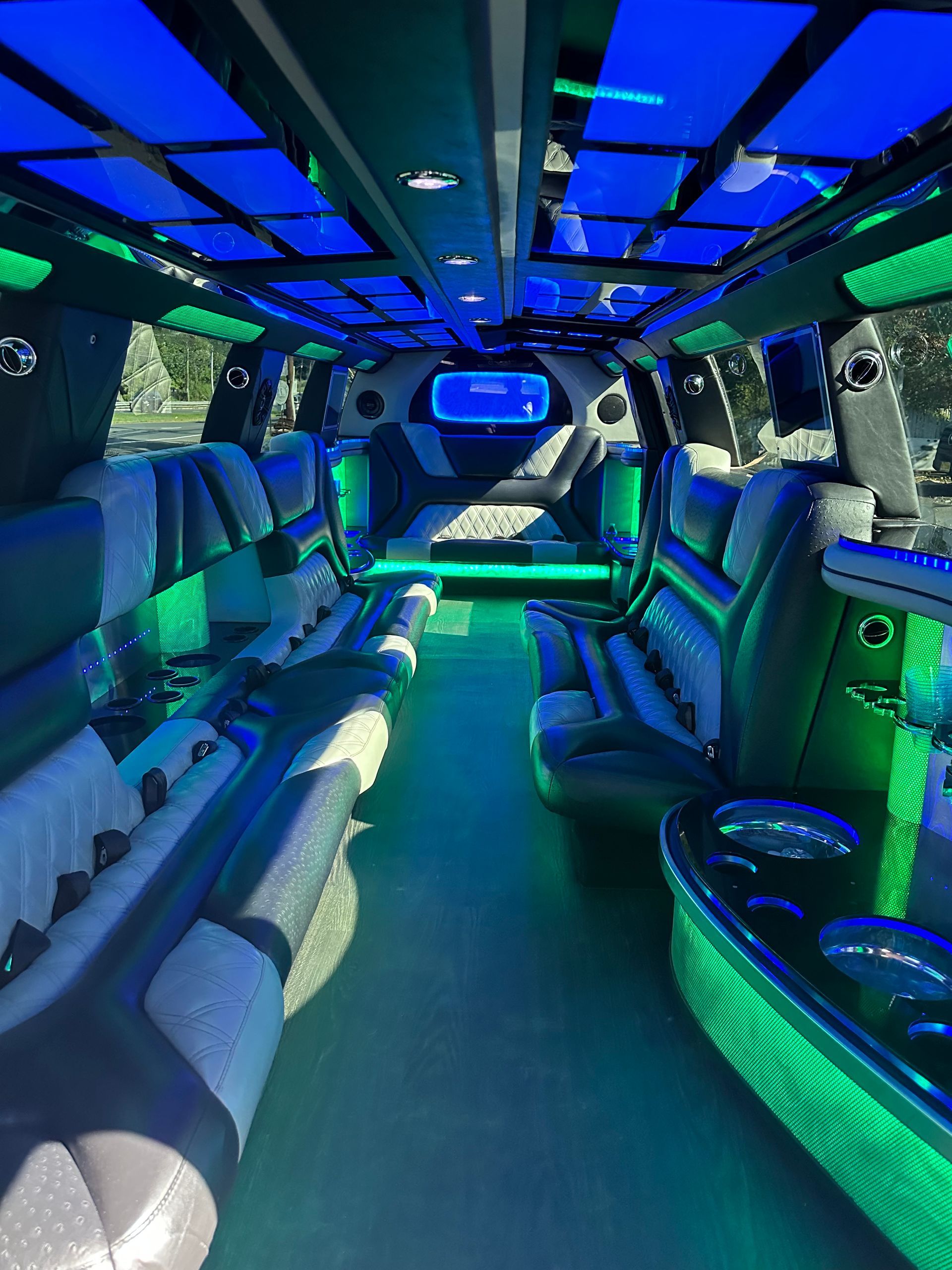 Cadillac Escalade - RPD Limo