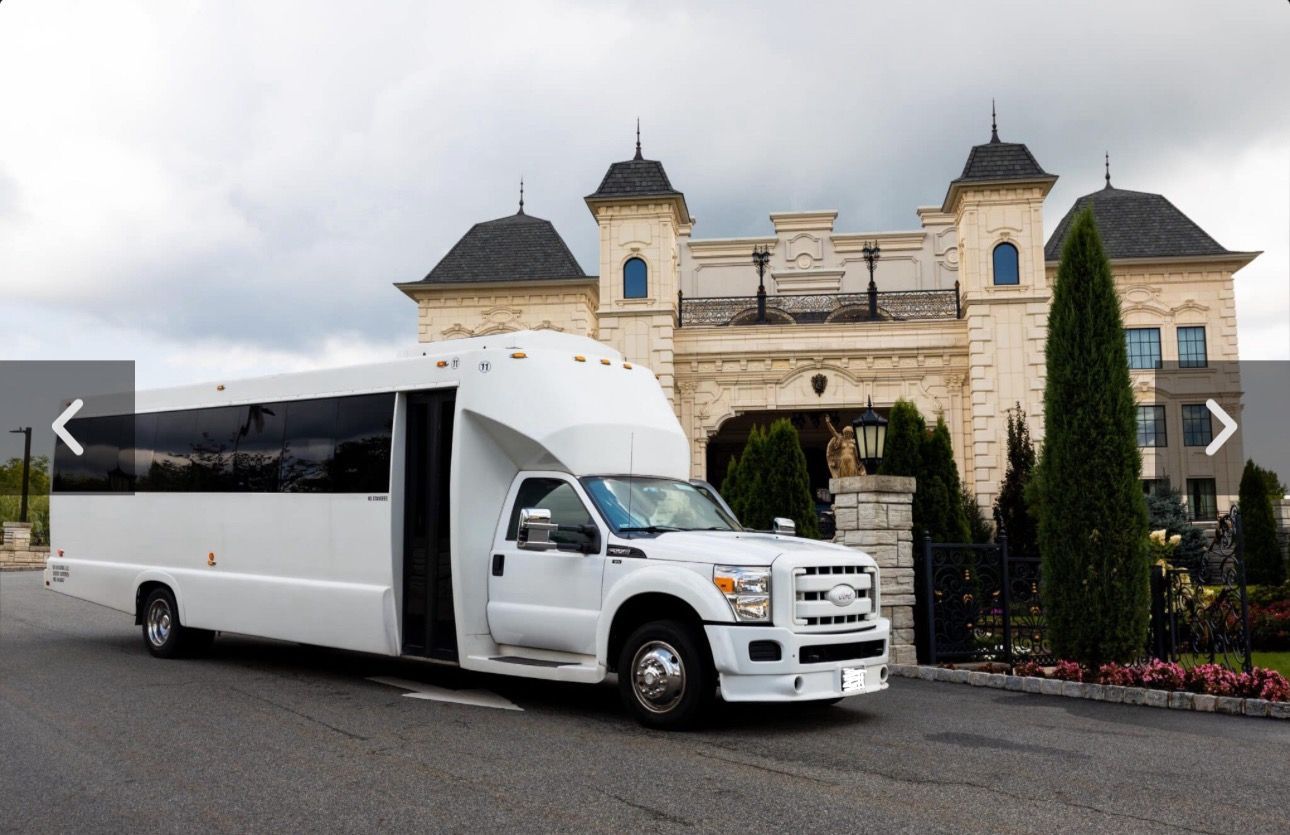 30 Passenger Party Bus - RPD Limo