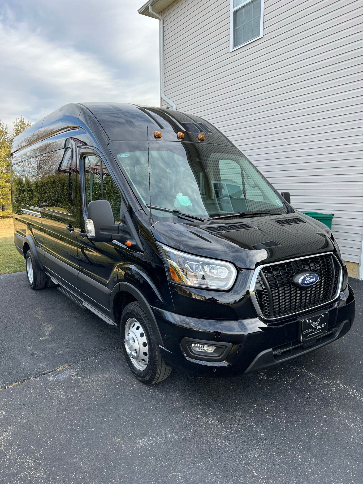 2024 Ford Transit Van - RPD Limo