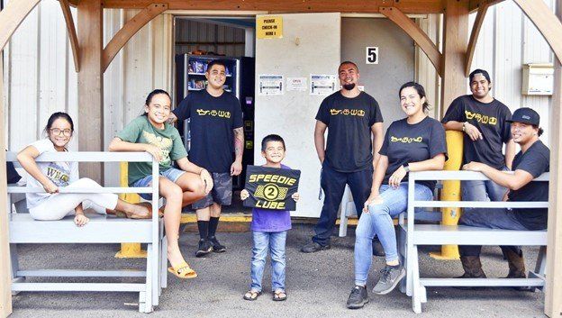 KQ speedie lube 2 family and employees — Lihue, HI — KQ Speedie Lube 2
