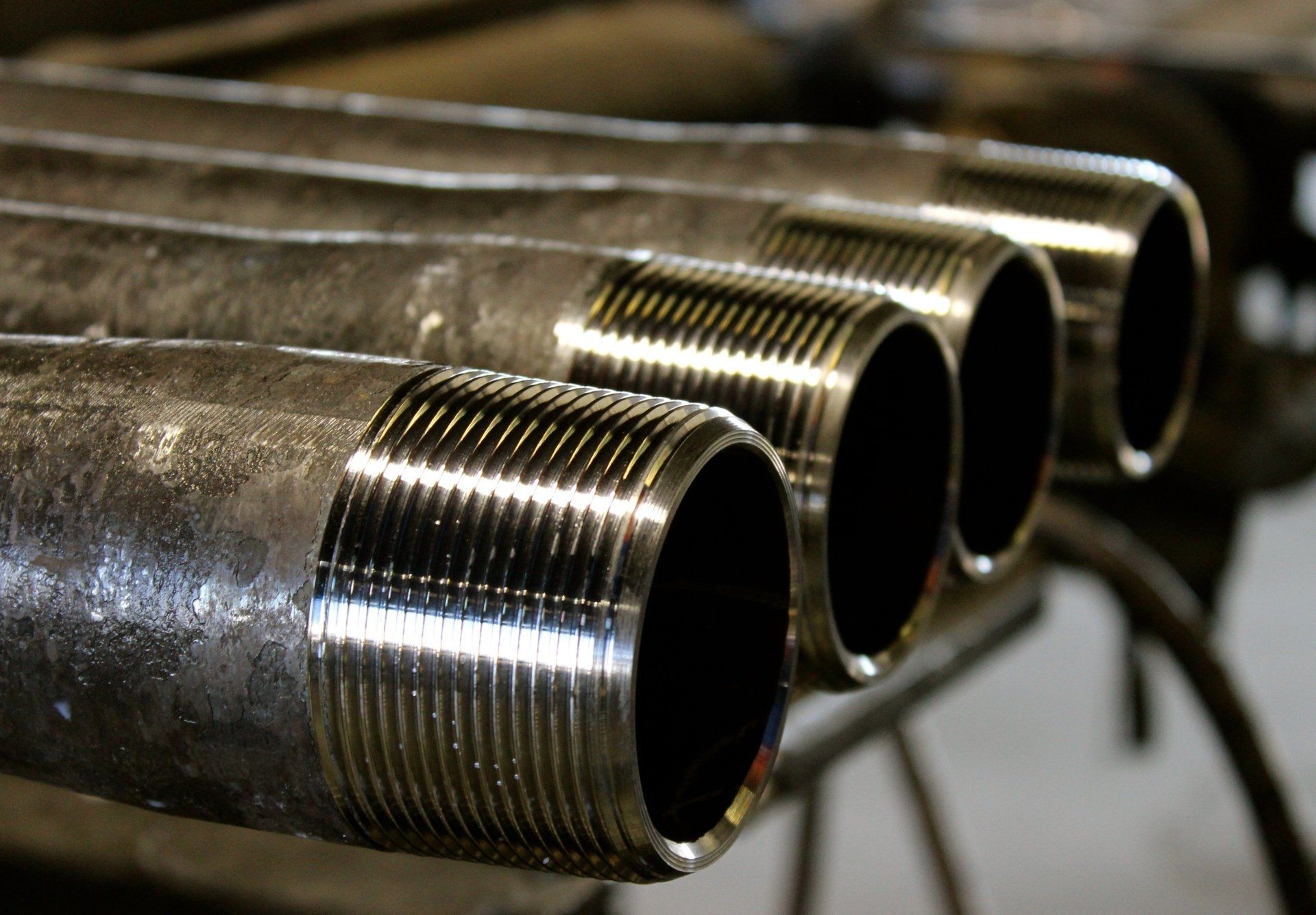 threaded pipes