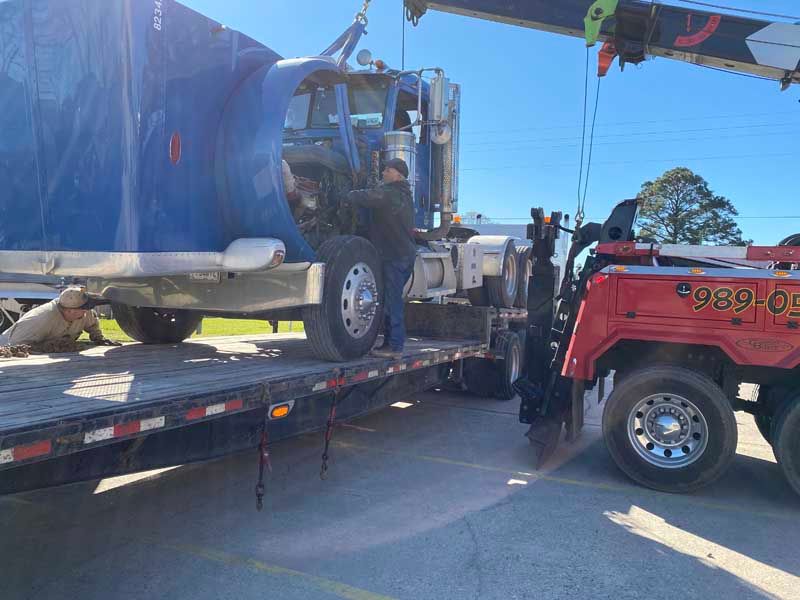 towing services in Rayne and Duson, LA