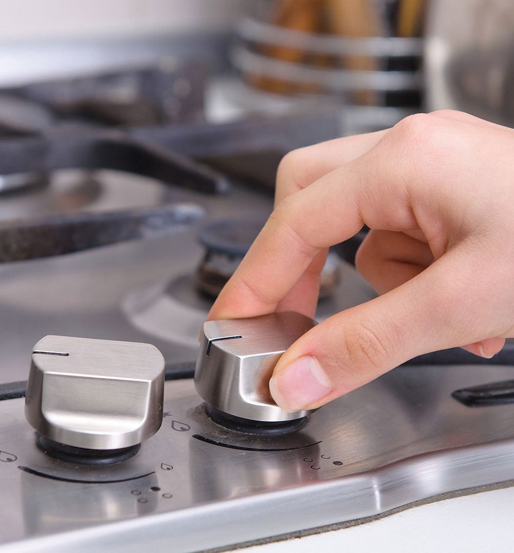 turning gas stove knob