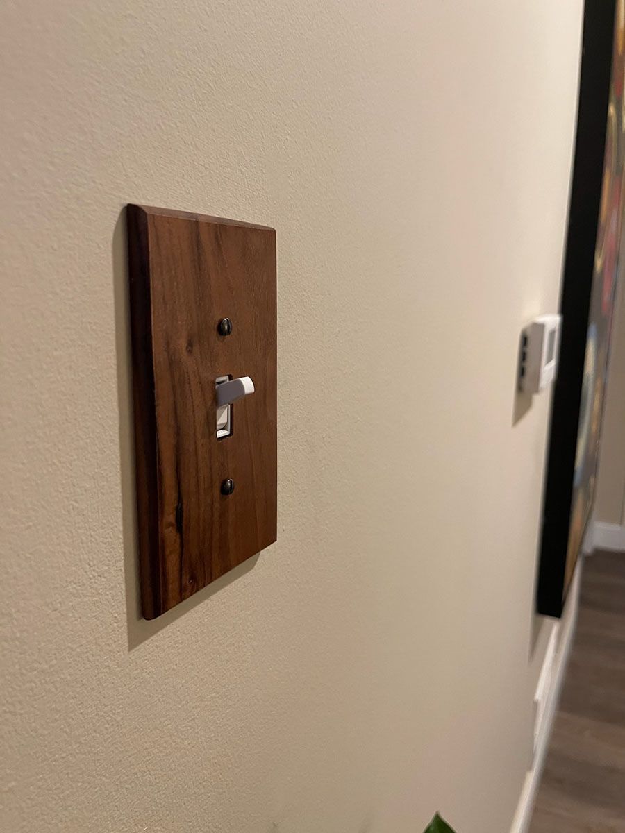 Custom Home Wall Plate