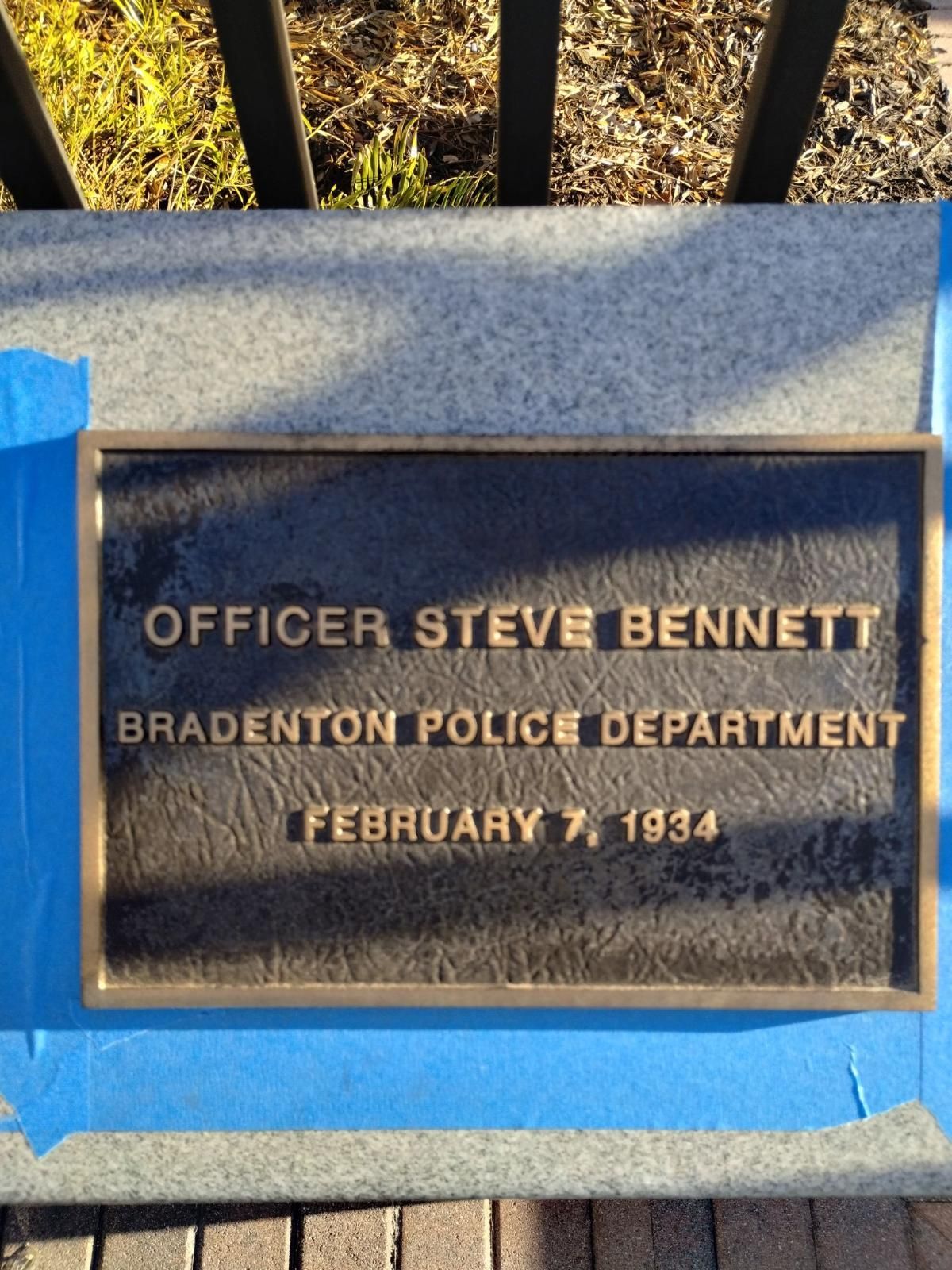 A plaque for officer steve bennett from the bradenton police department