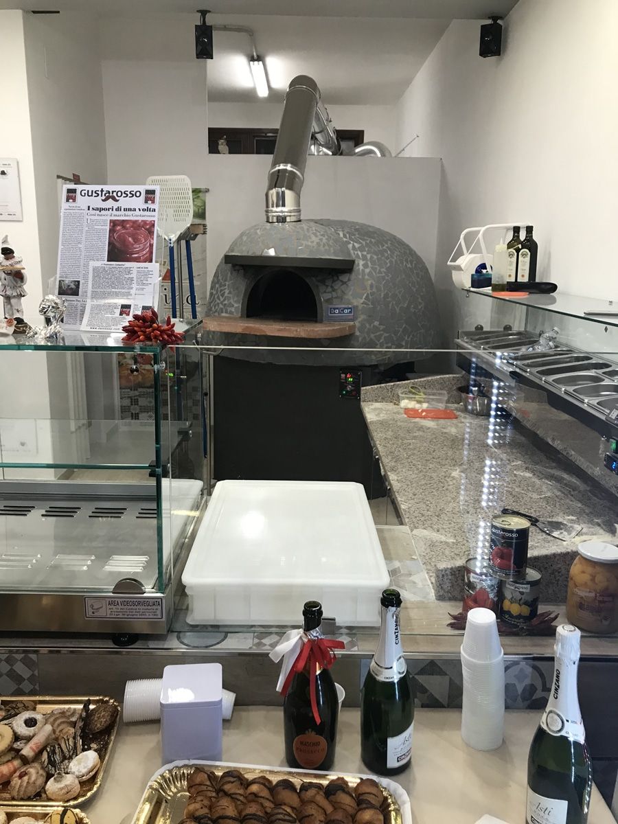 interno pizzeria 4