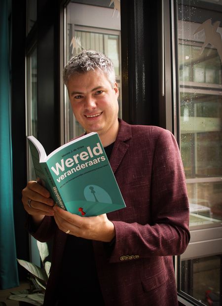 Publicatie van het boek Wereldveranderaars