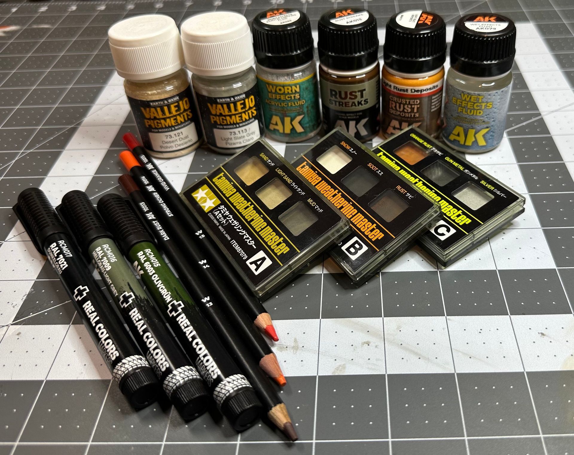 Finishing Supplies