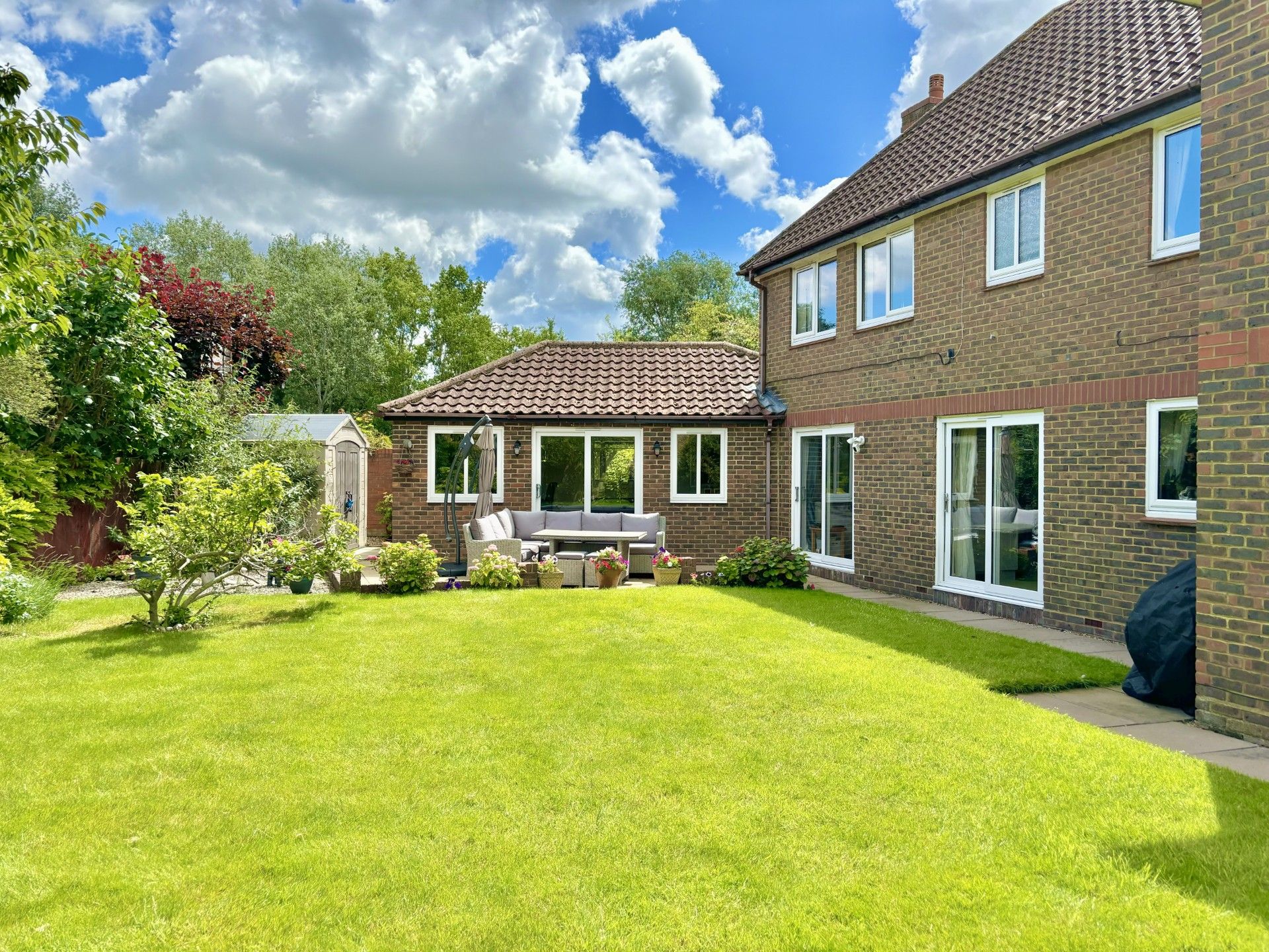 Joseph Cullinane Estate Agents Dunstable About