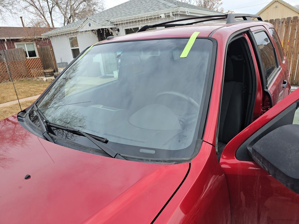 Windshield Repair in Denver, CO Windshield Repair in Denver, CO