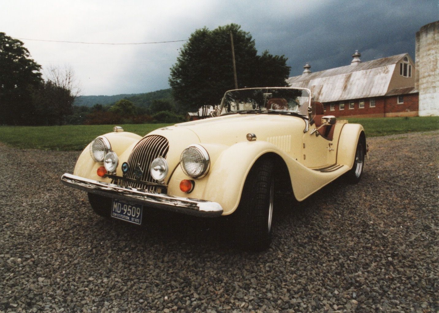 Cream Morgan