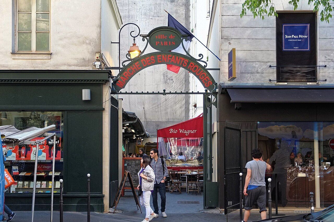 Marché des Enfants Rouges : dégustation de spécialités gourmandes en famille