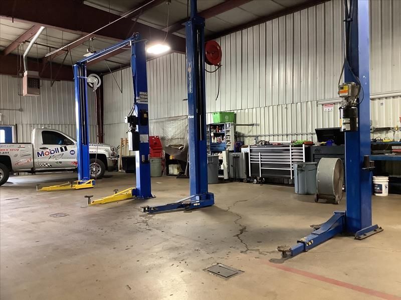 Elgin Auto Repair - Mobil 1 Lube Express