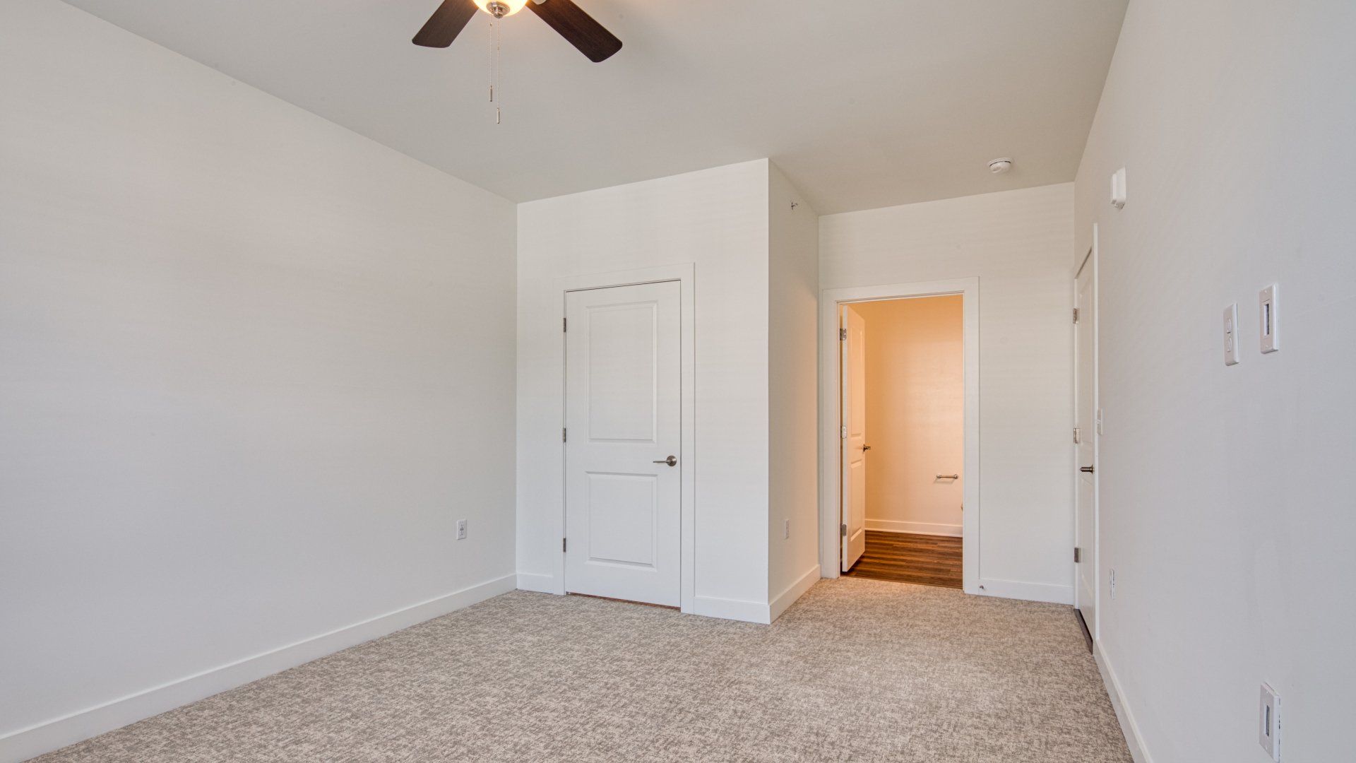 roseman bedroom