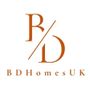 The letter b and the letter d are shown on a white background