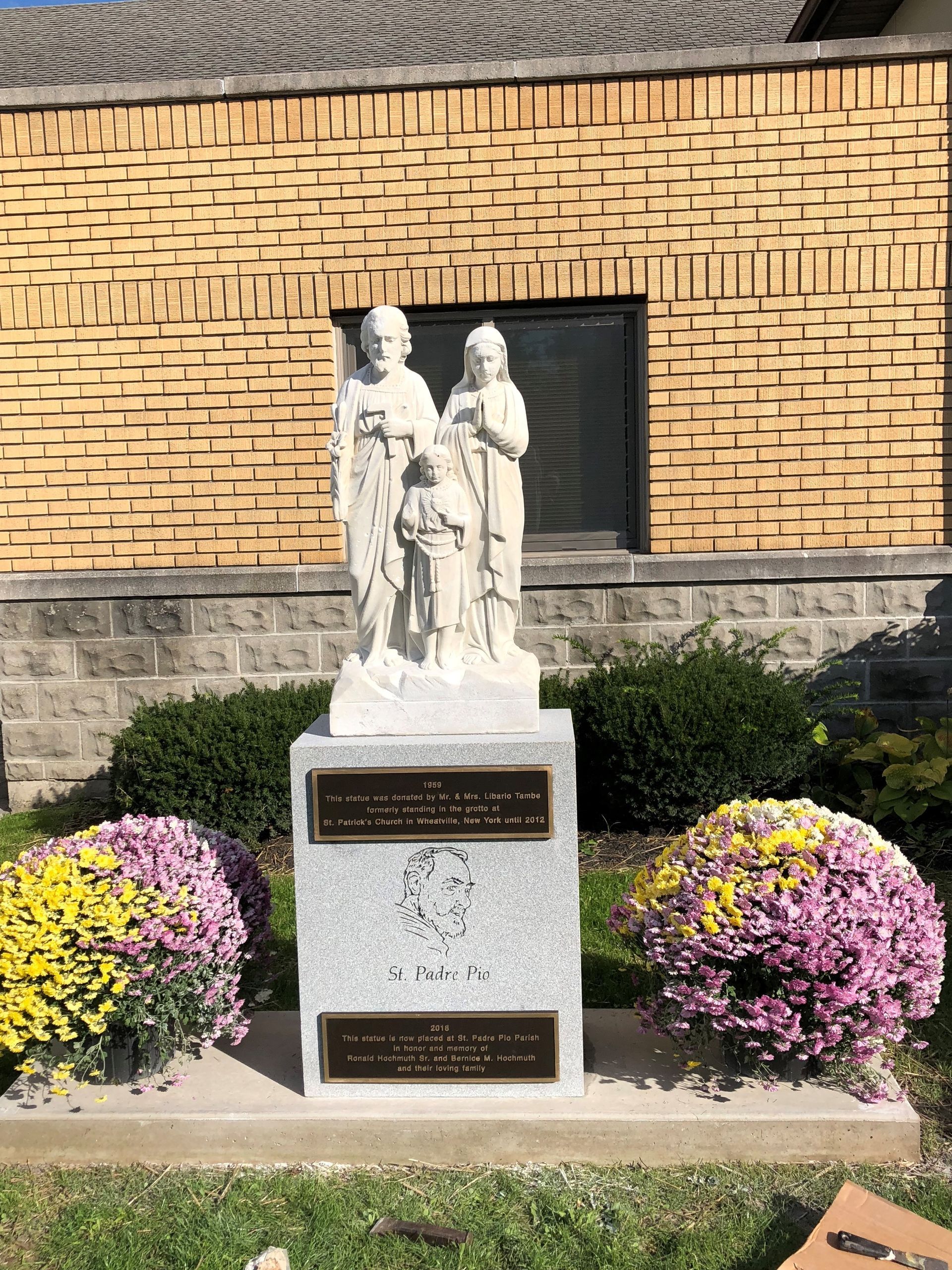 Picture Of Statue - Le Roy, NY - Derrick Monument Company Inc