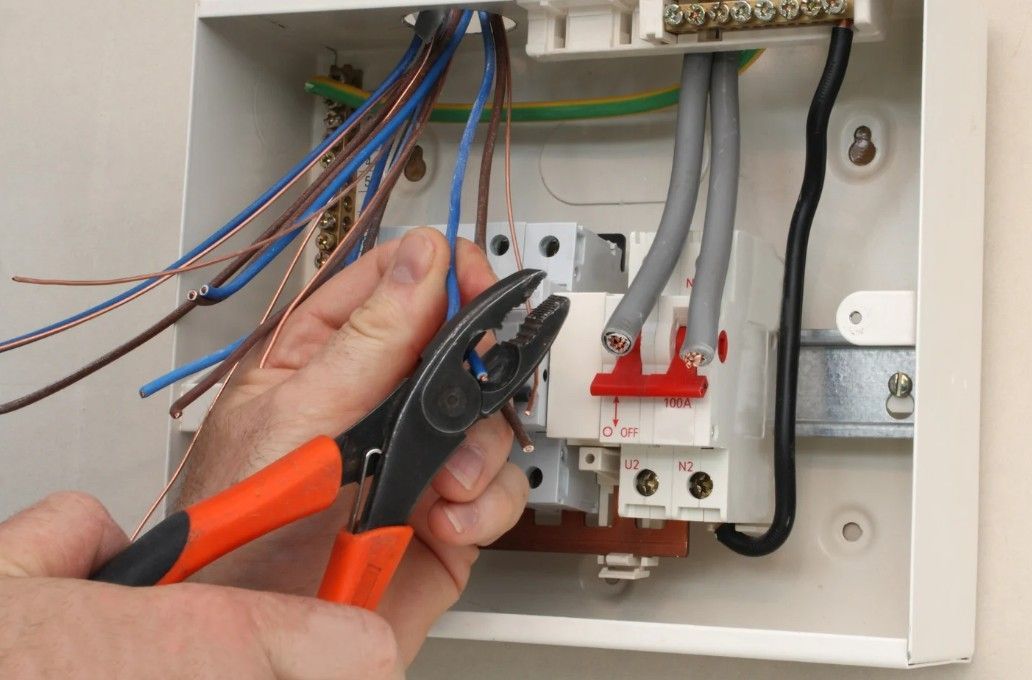 Derbyshire Electrical Specialists installing a new fuse box in Derby