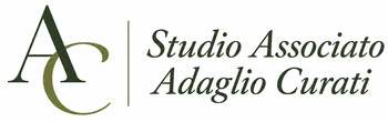 Logo dello Studio Associato Adaglio Curati con monogramma AC verde e testo grigio corsivo su sfondo bianco.
