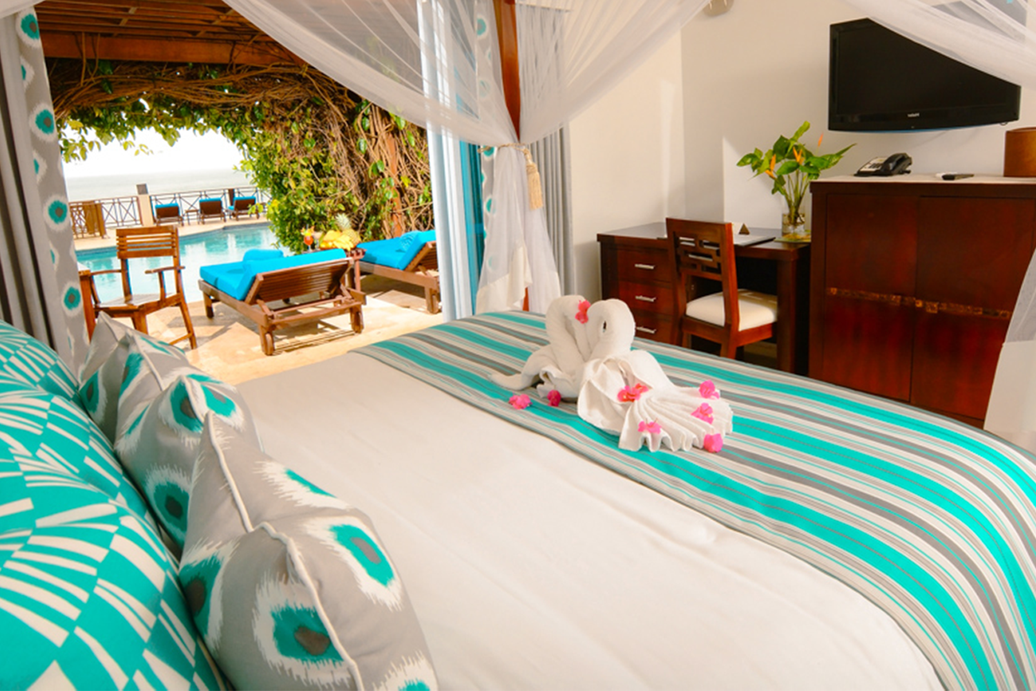 Calabash Cove Ocean View Room