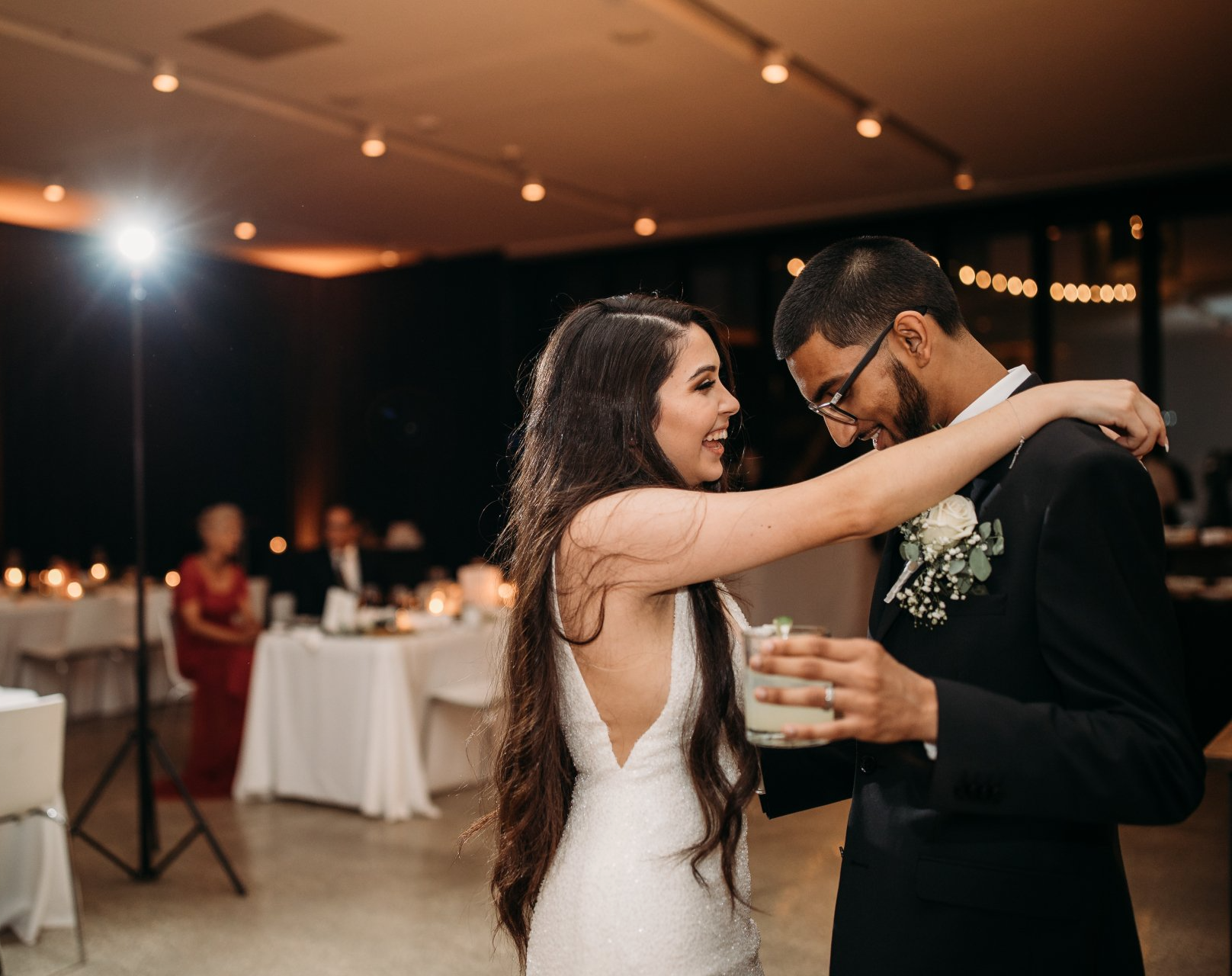 Wedding Couple dancing
