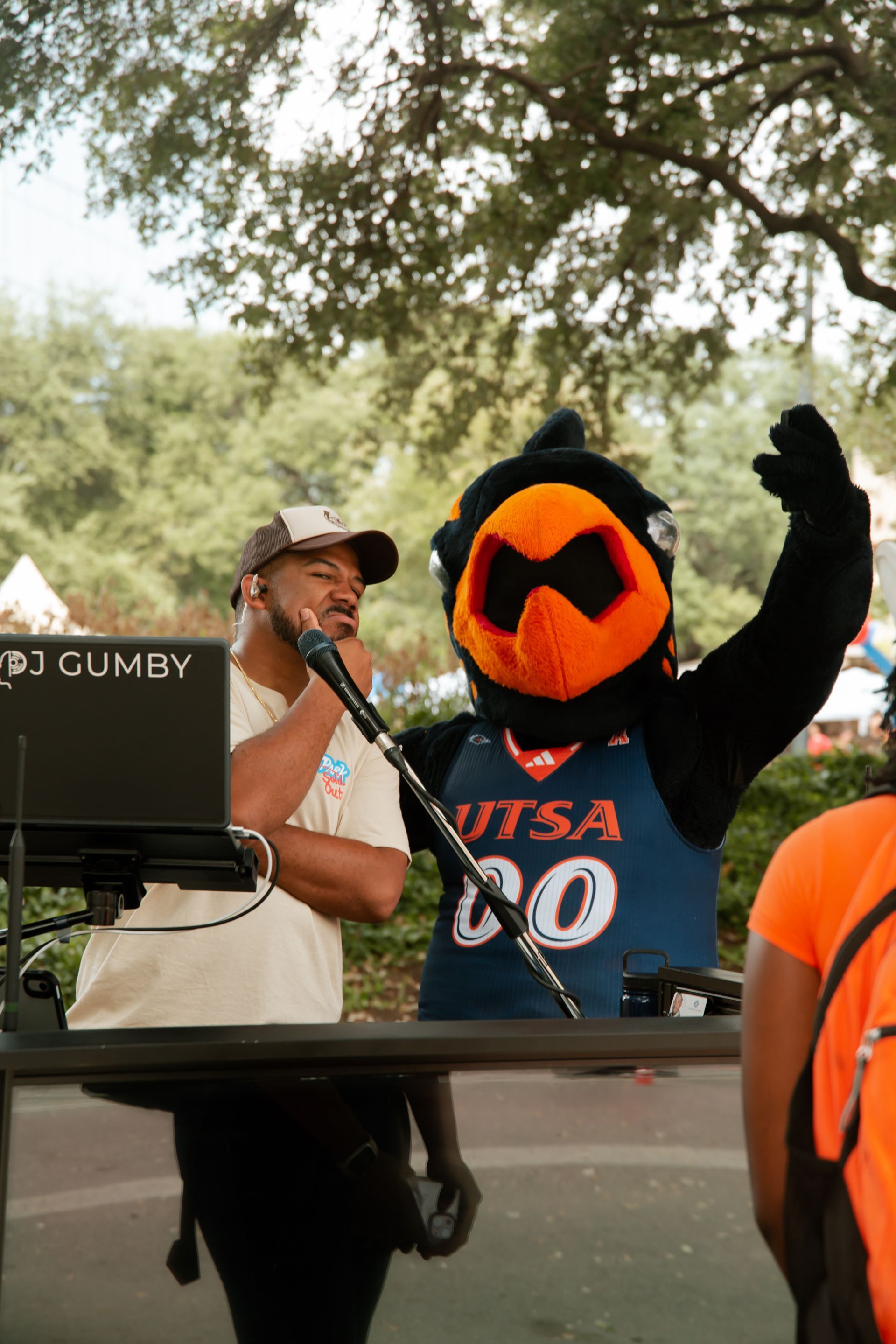 UT San Antonio Rowdy Roadrunner
