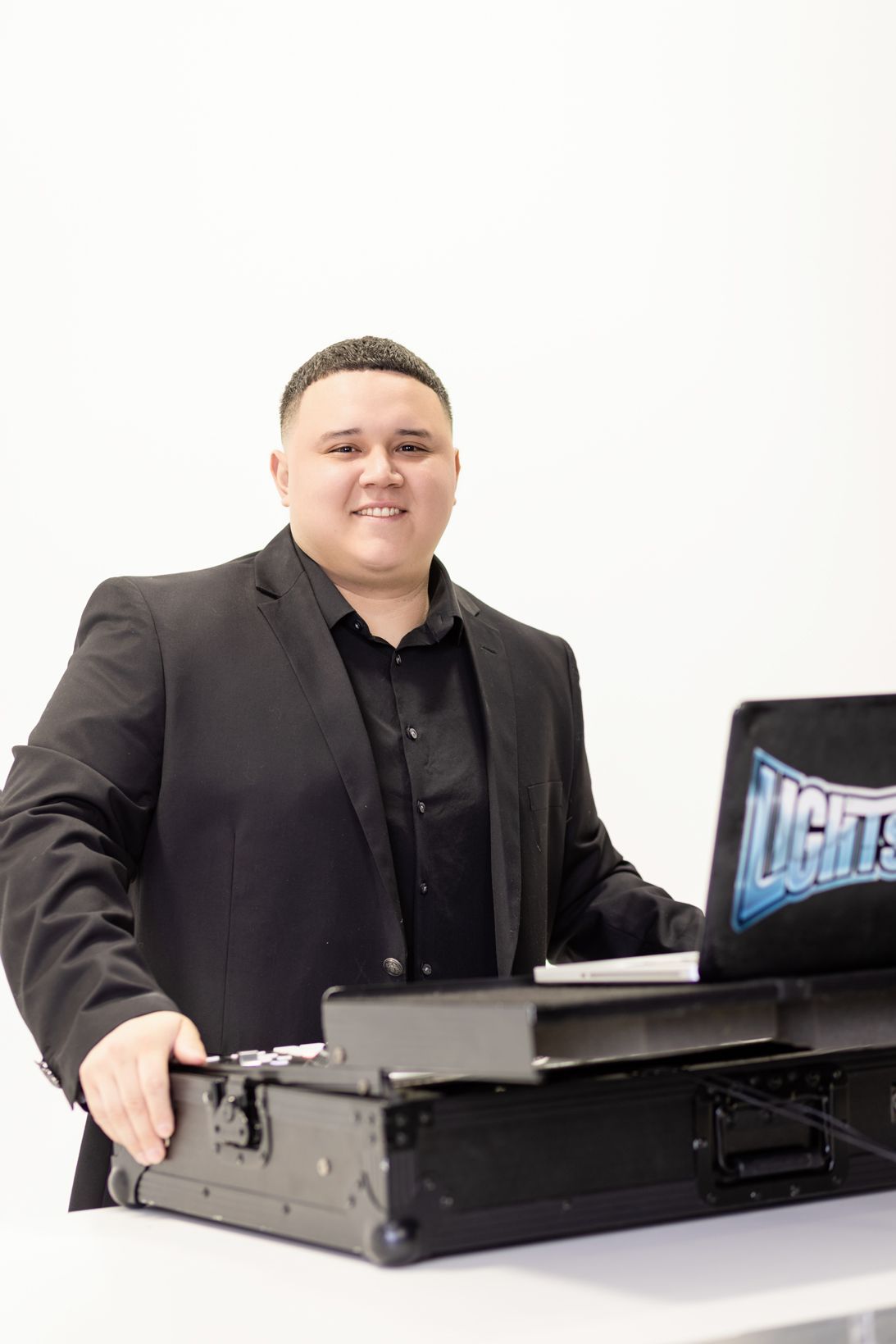 DJ LightsOut