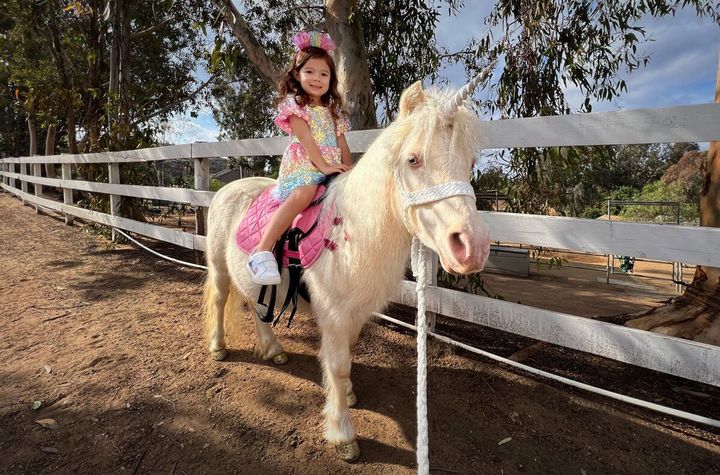 Little Girl Riding a Pony – San Diego, CA – The Posh Unicorn Little Girl Riding a Pony – San Diego, CA – The Posh Unicorn