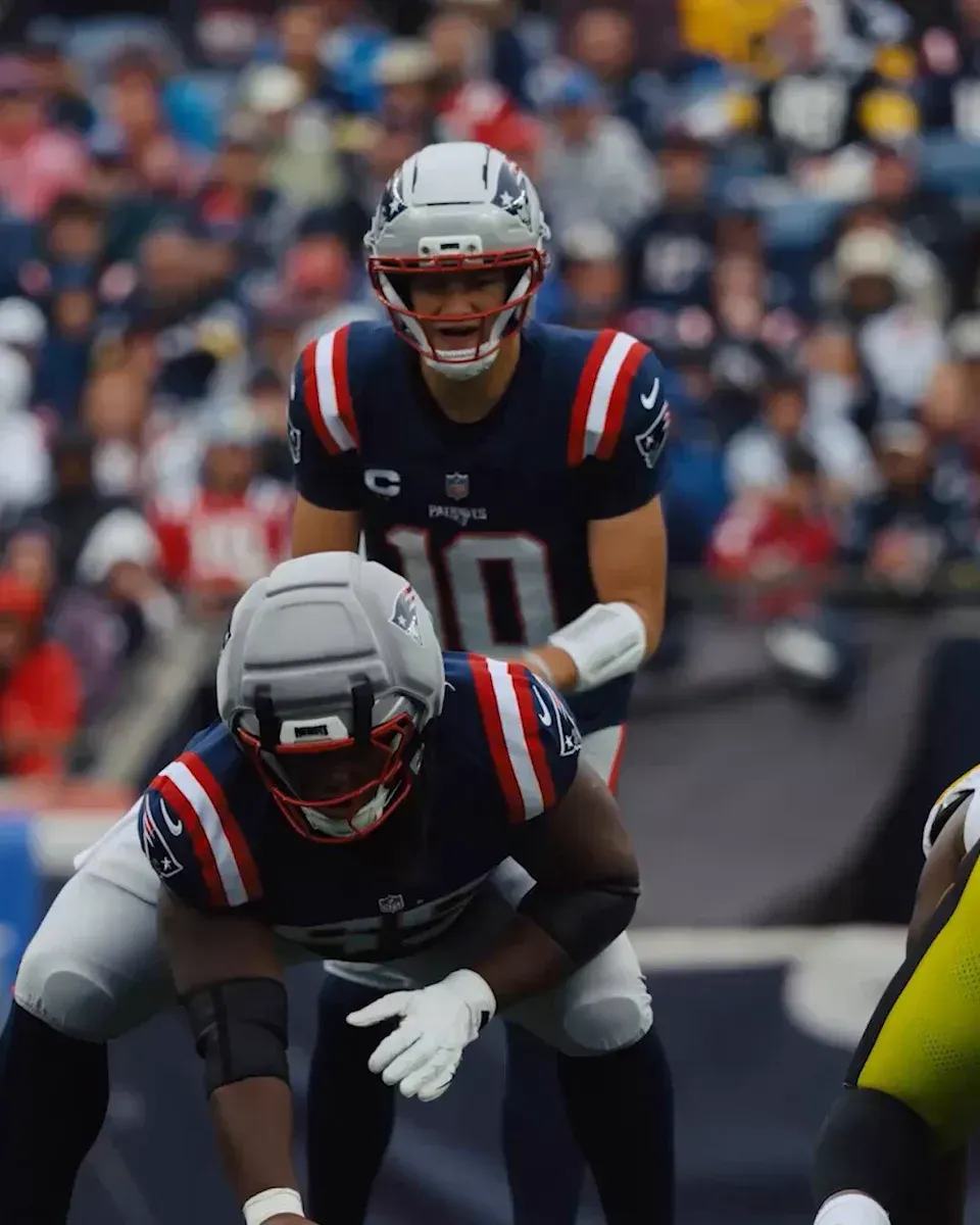 PATRIOTS FOOTBALL
