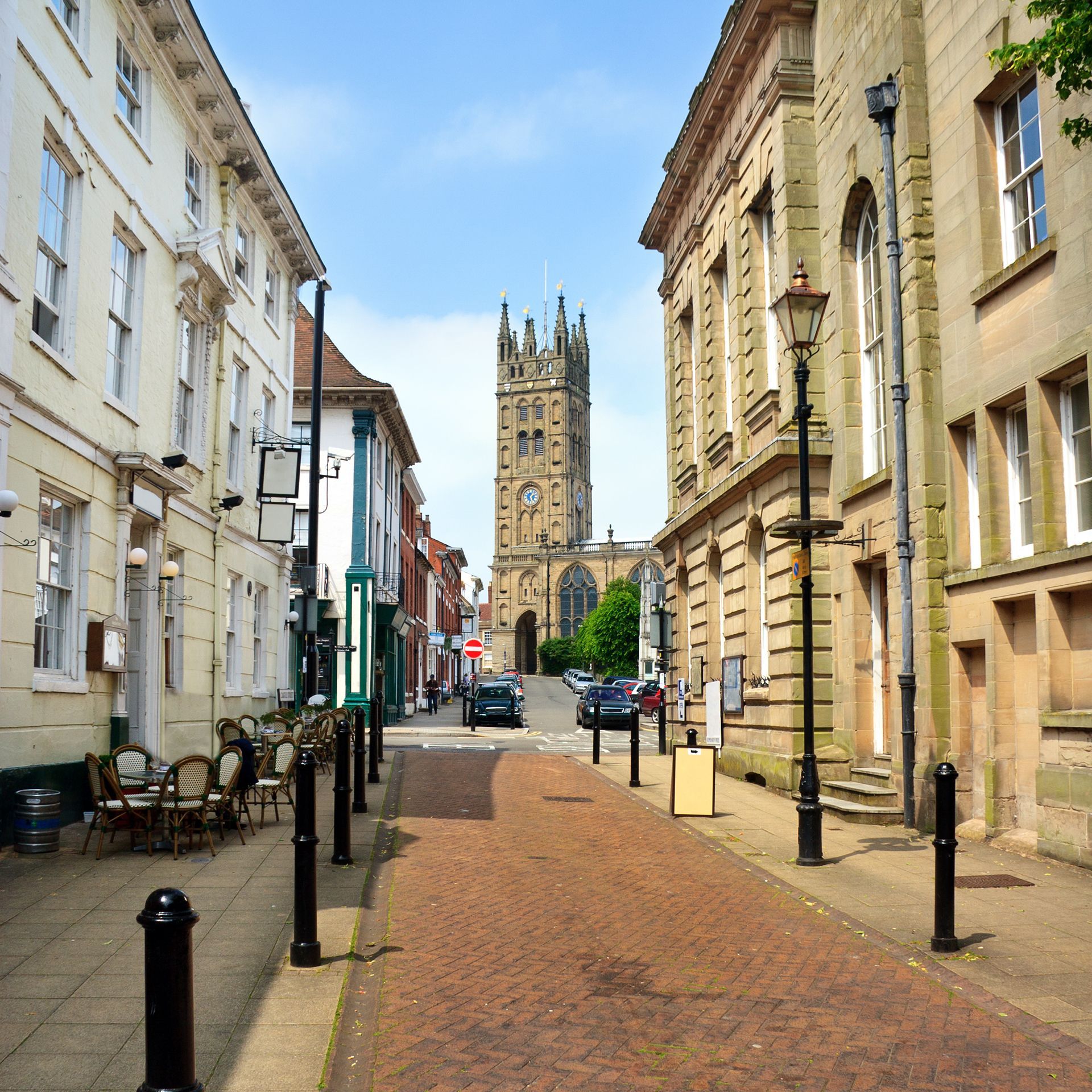 Street view of Warwick Town Centre