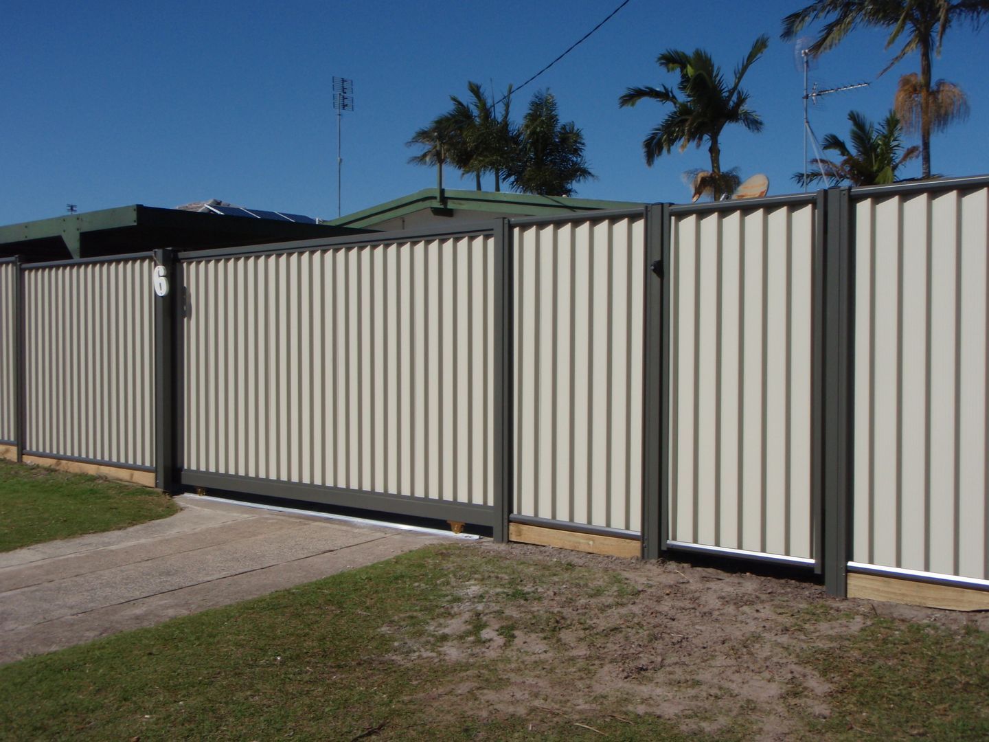 Oceans Fencing Your Sunshine Coast Outdoor Builder