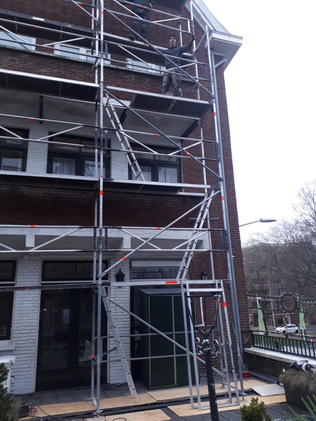 balkonschade zelf oplossen