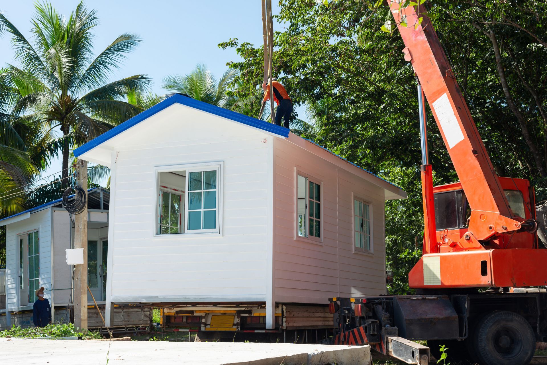 Transport eines Containerhauses