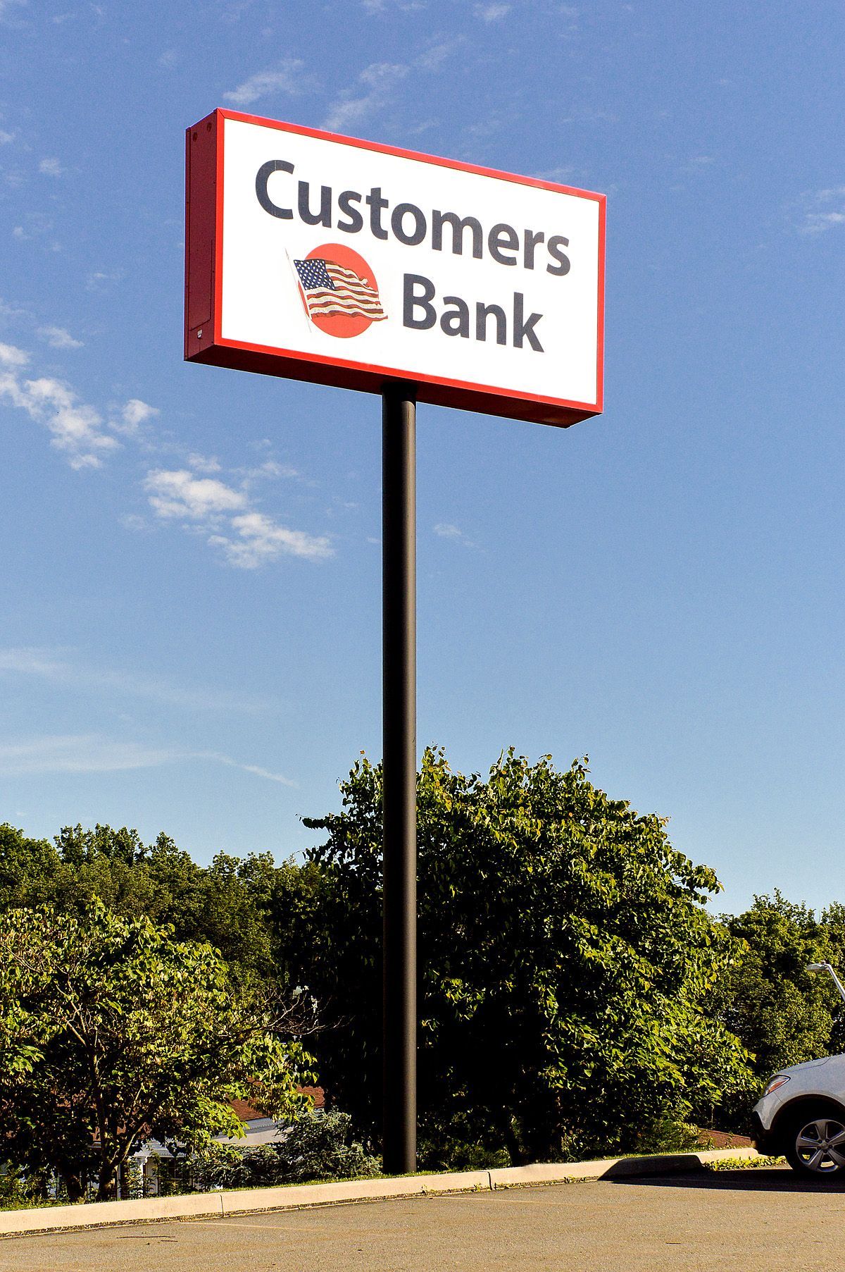 Custom Pole Signs That Command Attention