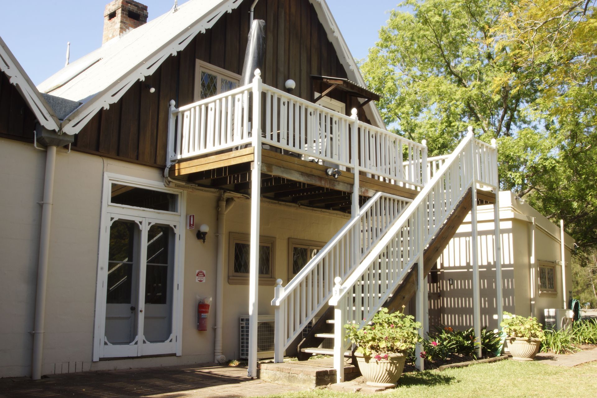 Gable Suite entry. 
