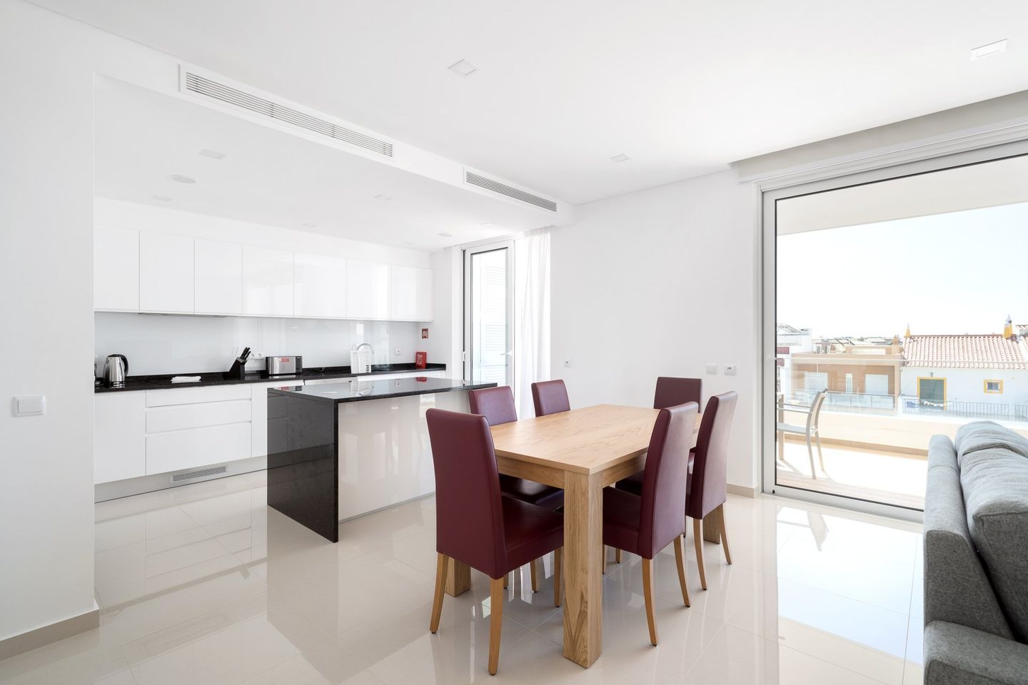 Ancora Apartment in Lagos, Algarve - living room