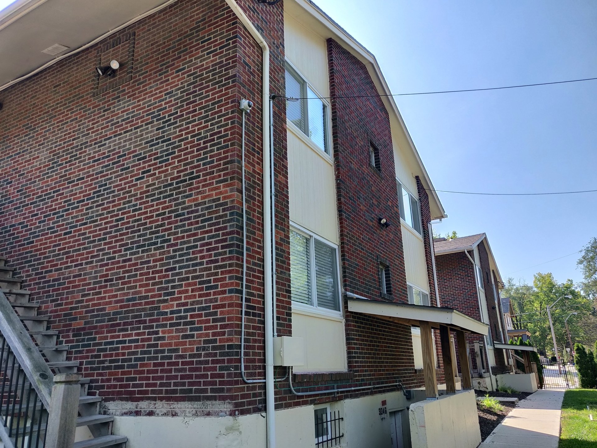 Custom Security & Access Solutions Fits Security & Gates KCMO