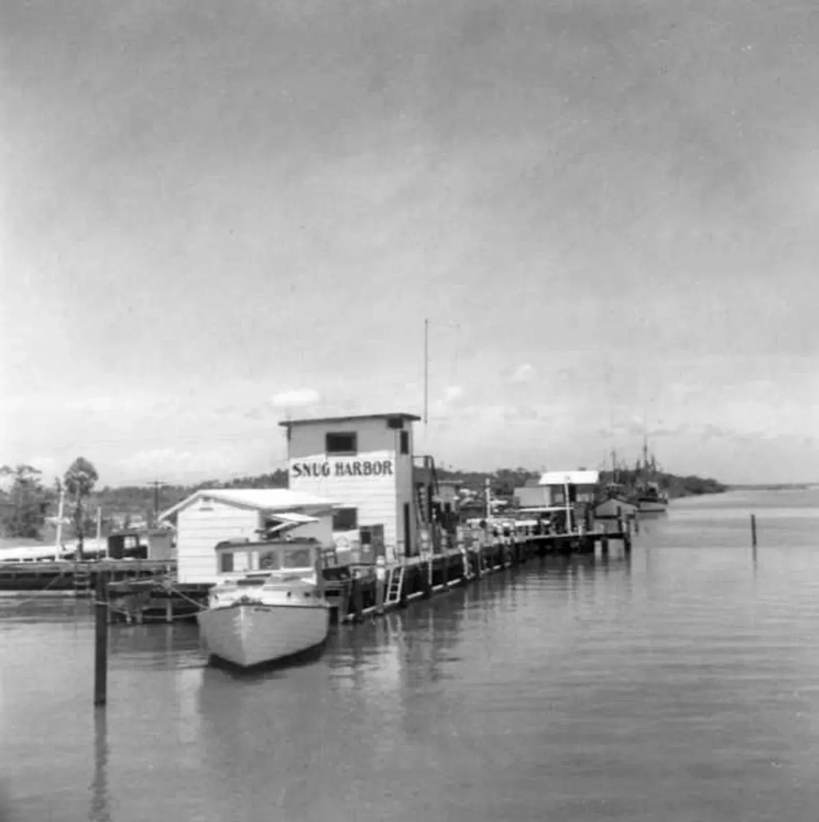 A black and white photo of snog harbor
