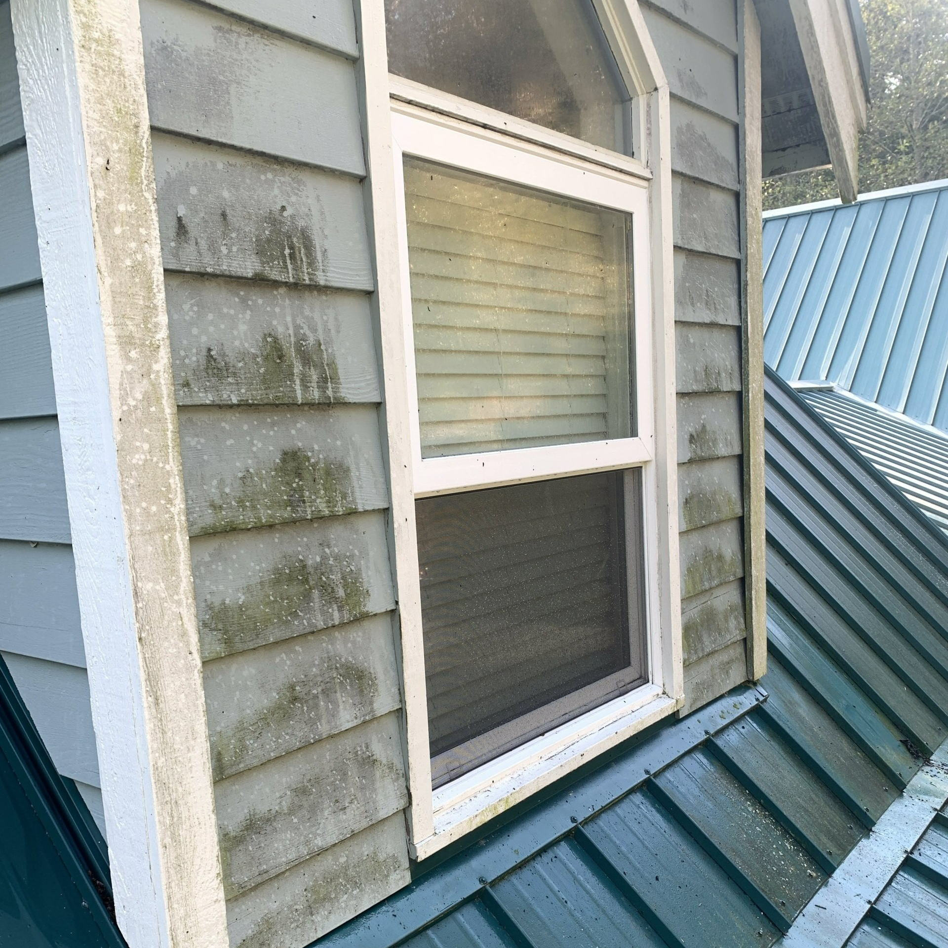 pressure washing concrete surface