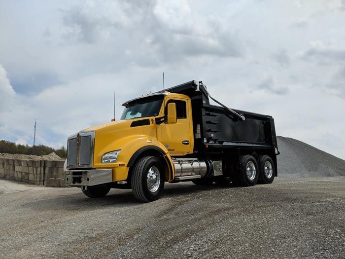 Dump truck