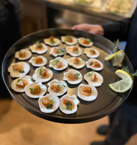 Intimate Dining