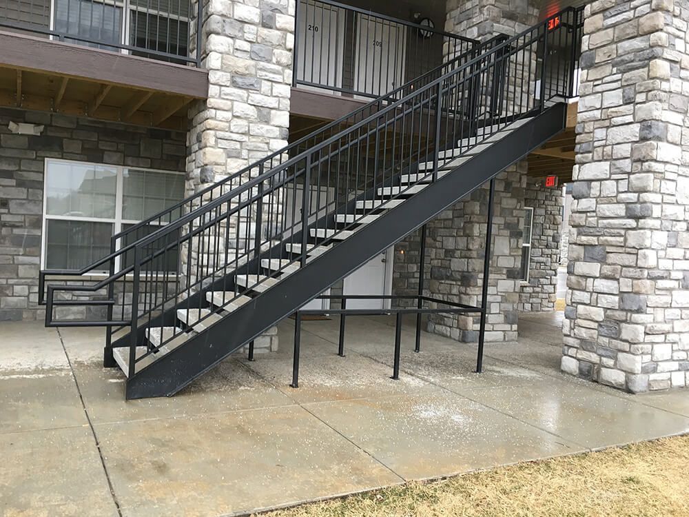 fencing handrails by fencing company in springfield mo
