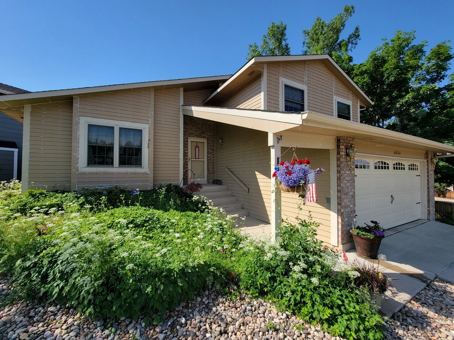 8 Factors in how much exterior painting costs in 2023