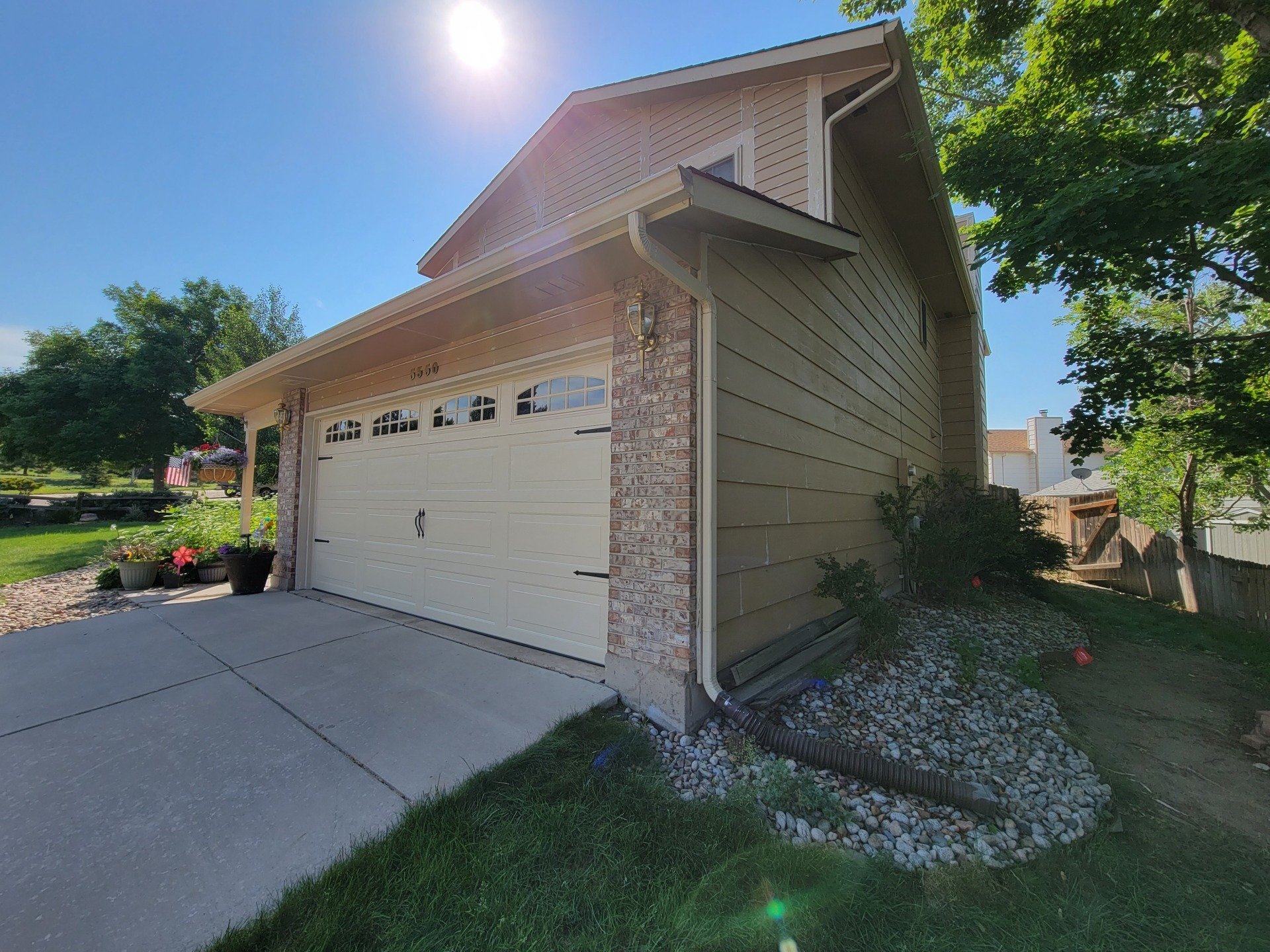 8 Factors in how much exterior painting costs in 2023