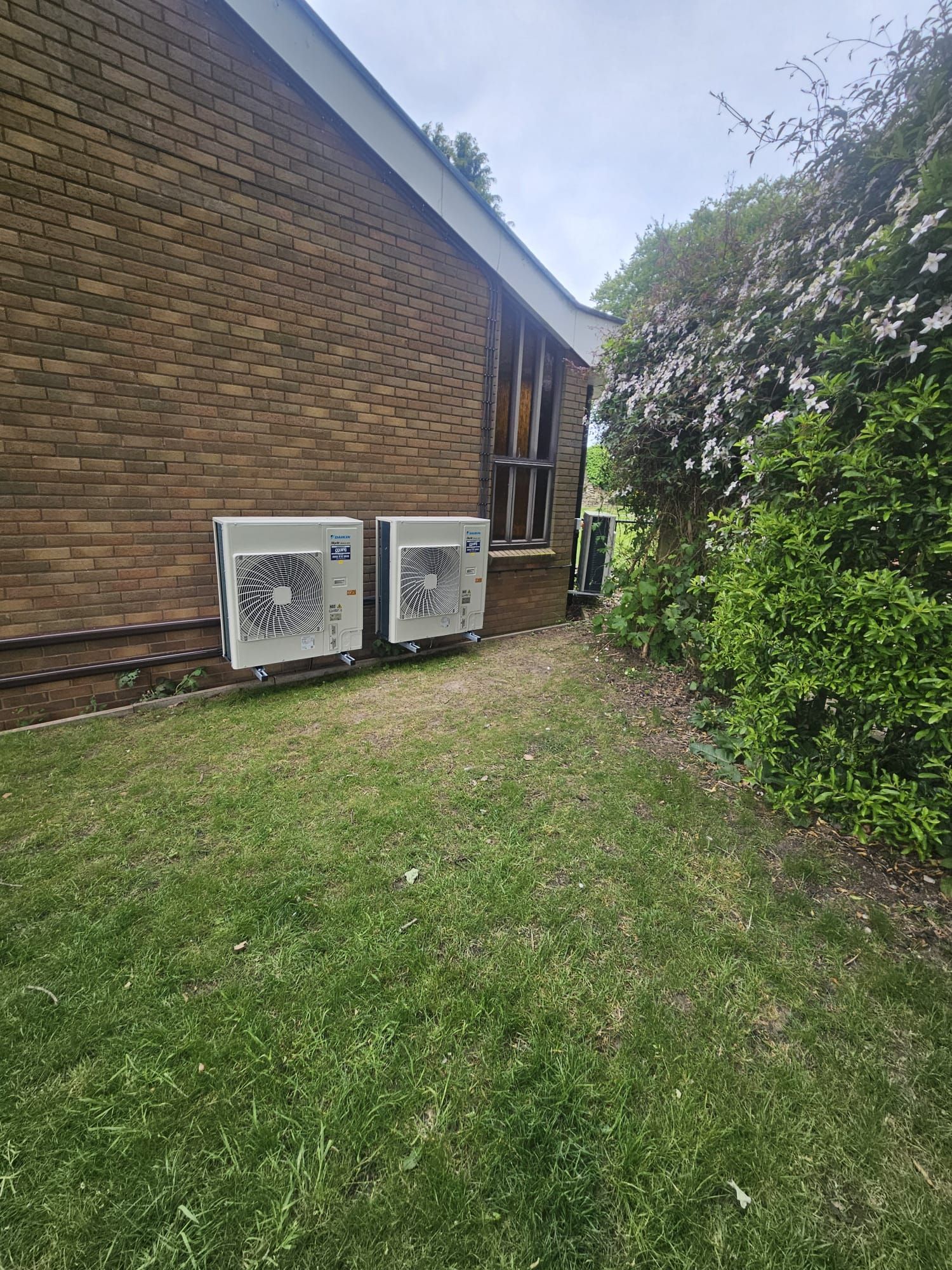 Commercial HVAC equipment installation East Midlands