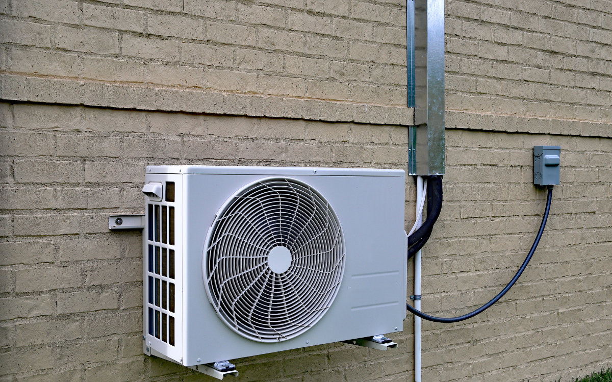 COMMERCIAL AIR CONDITIONING INSTALLS HILTON
