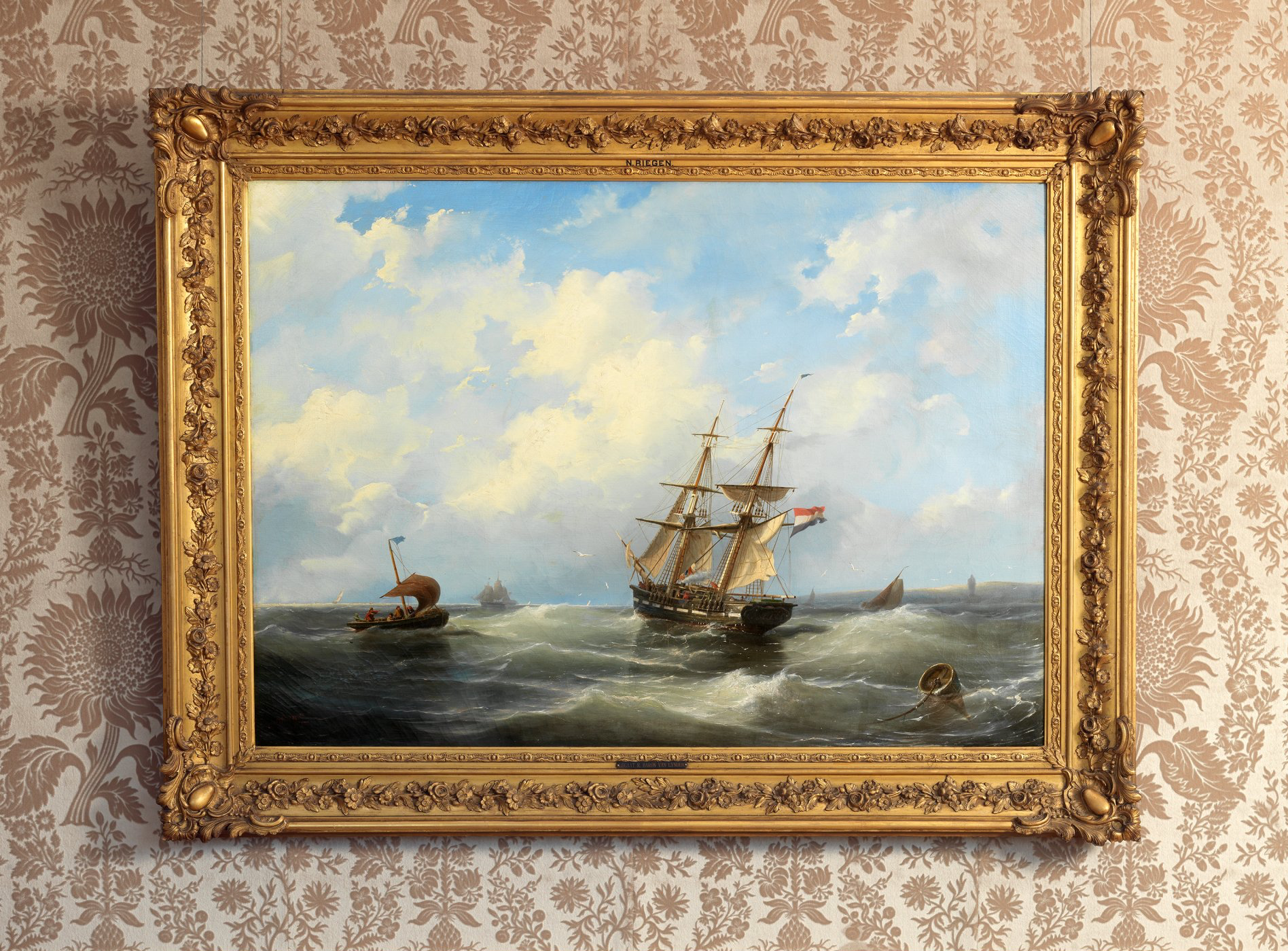 Dick Holthuis fotograaf van Document voor een Monument. Kunstwerk in de Admiraliteitskamer in het Ministerie van AZ.