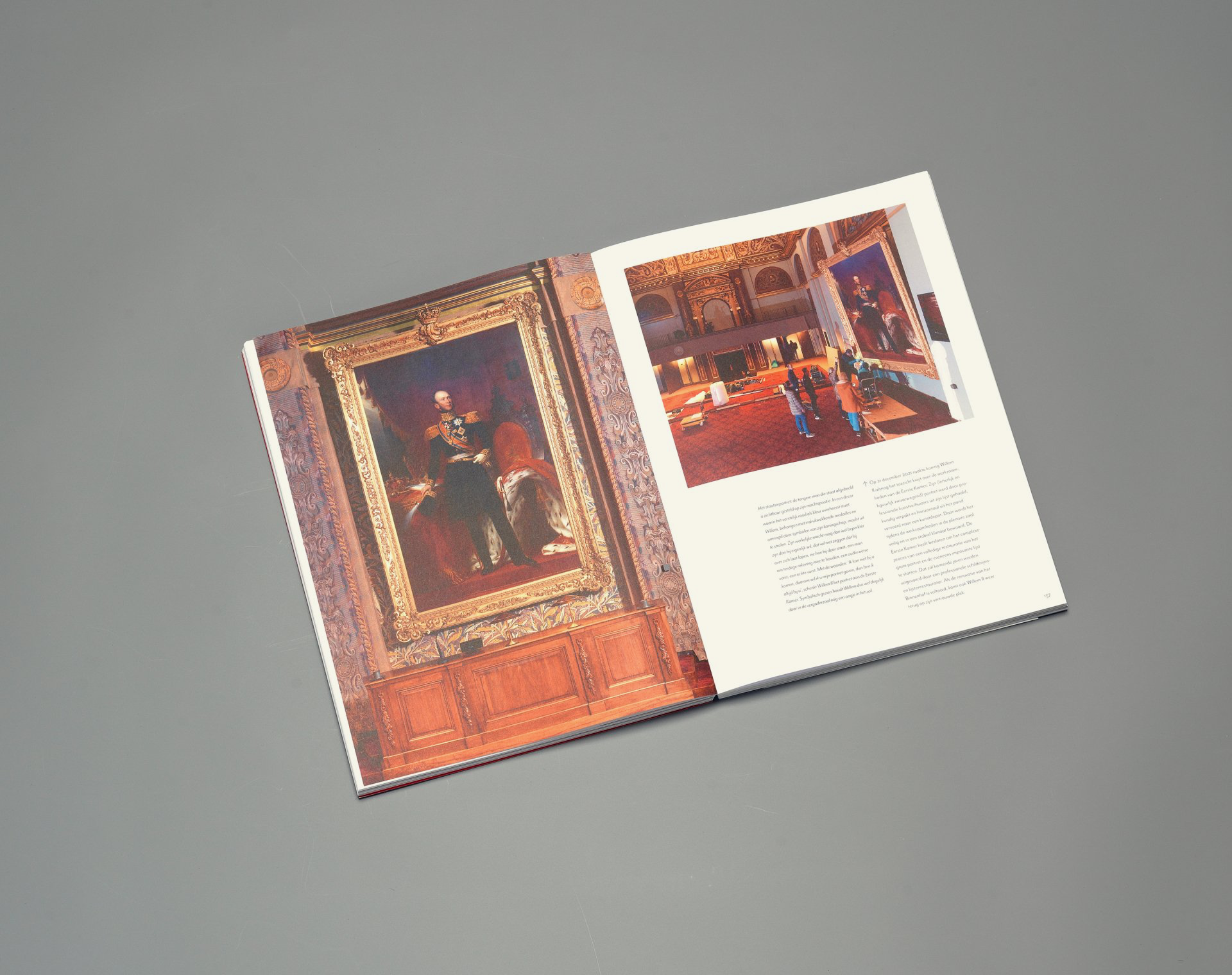 Dick Holthuis fotograaf en initiatiefnemer van Document voor een Monument. Boek De Kunst van het Binnenhof.
