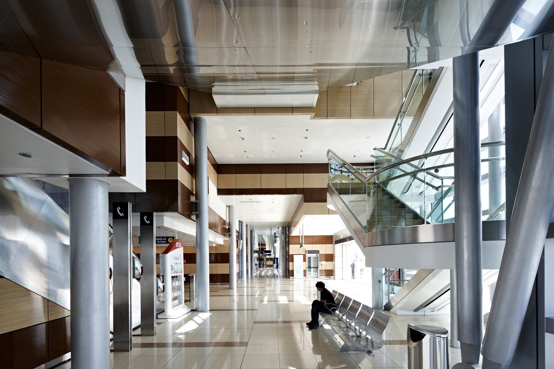 Dubai Metro, For HunterDouglass Middel-East ©Dick Holthuis International Architectural Photographer