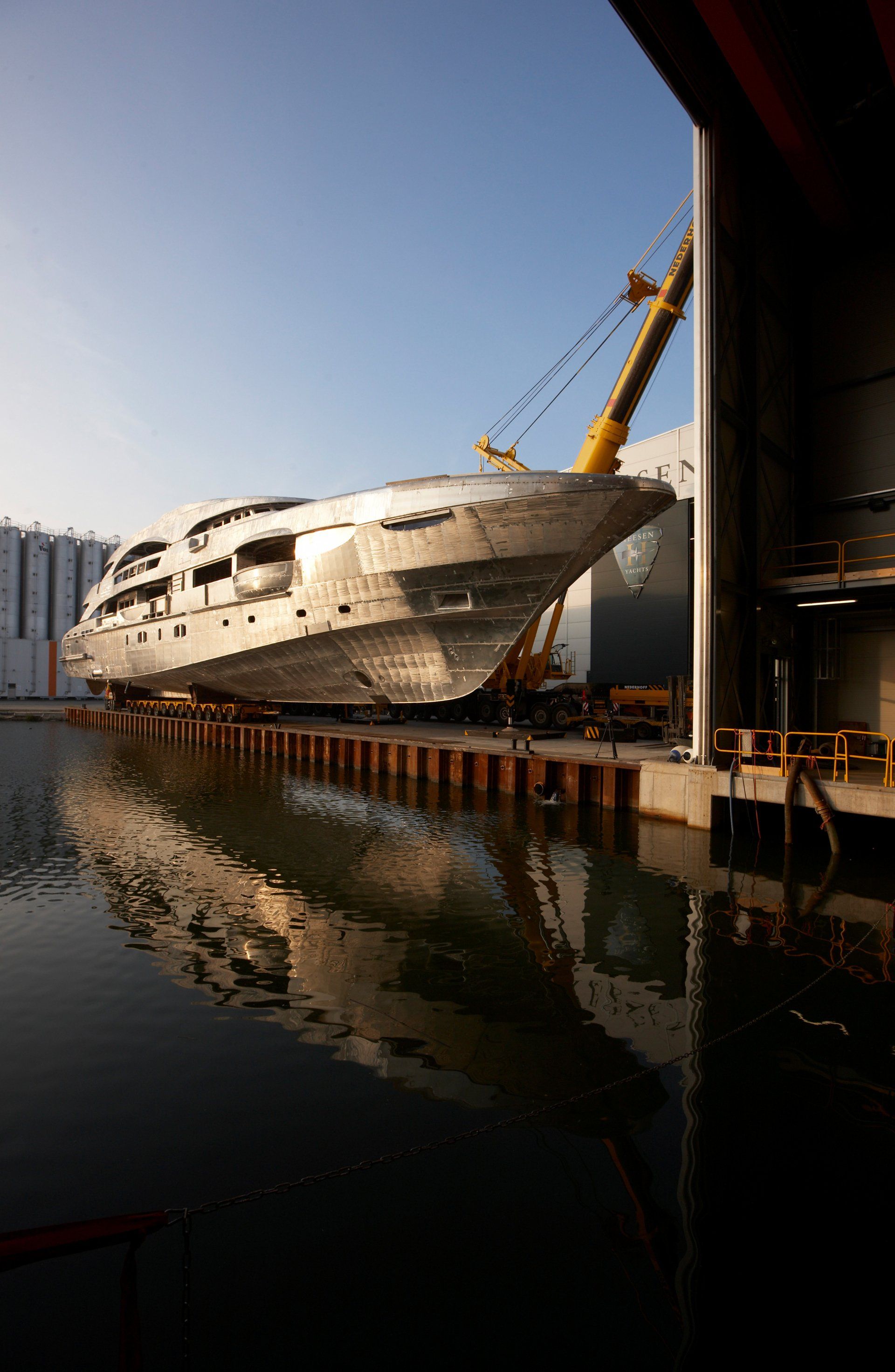Heesen Yacht 14955 joining hull ans superstructure. ©Dick Holthuis International Yacht Photographer